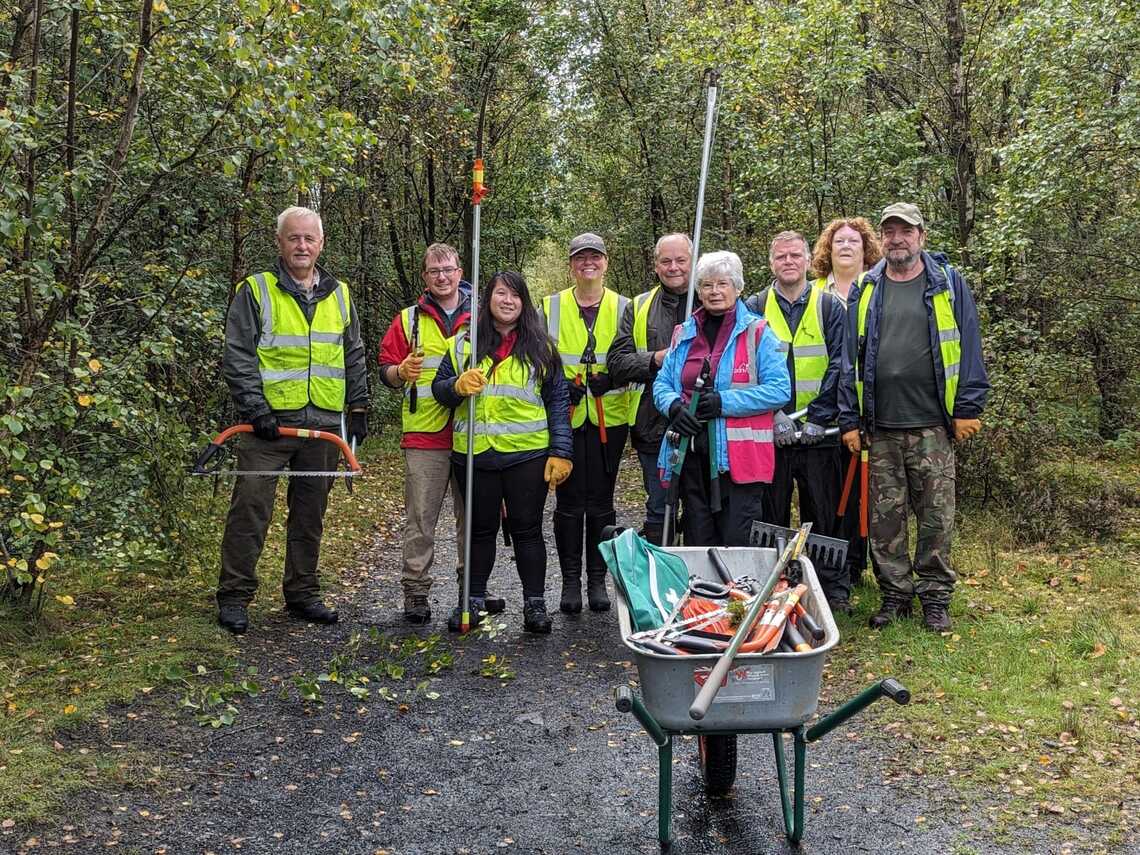 Volunteers Vegetation Clearance